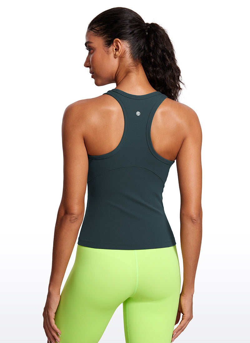 CRZ YOGA Blusas de yoga Corte ajustado Butterluxe Tank Cuello alto Verde oscuro del bosque