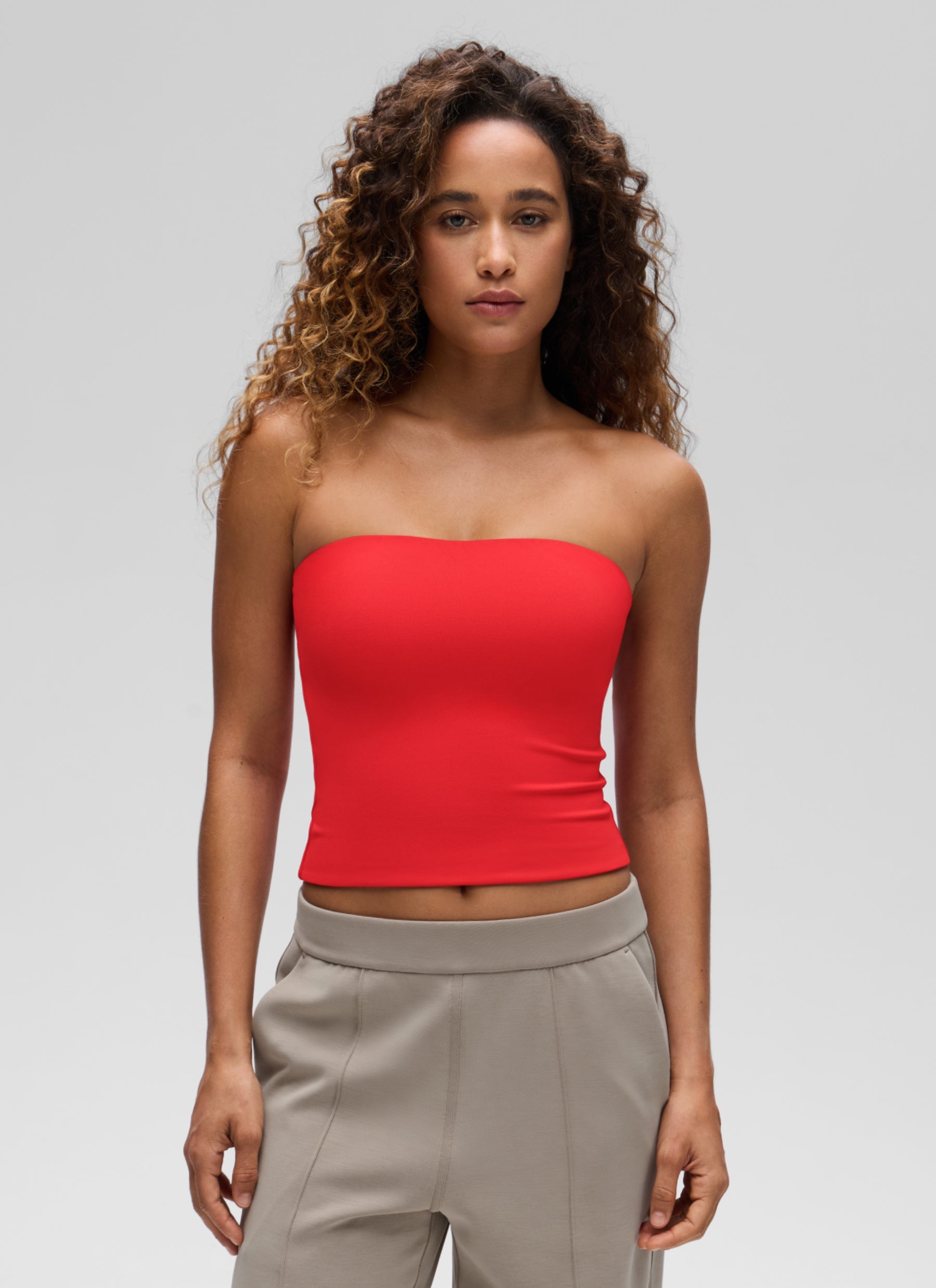 CRZ YOGA Butterluxe Camiseta de Corte Ajustado Sin Tirantes para Mujer Rojo Profundo