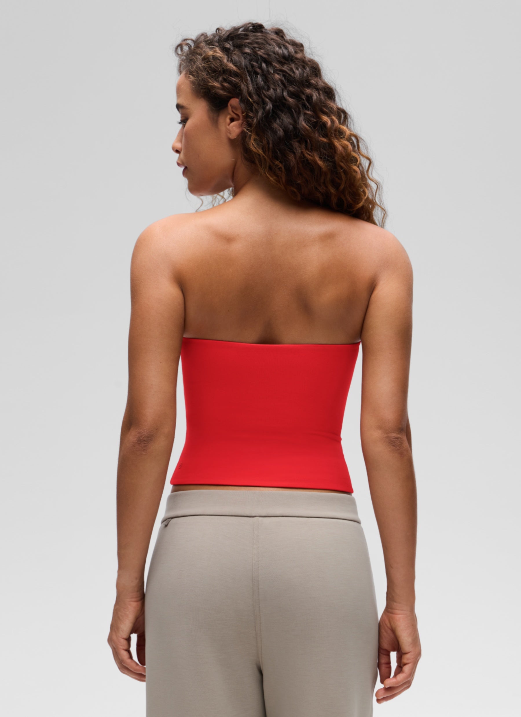 CRZ YOGA Butterluxe Camiseta de Corte Ajustado Sin Tirantes para Mujer Rojo Profundo
