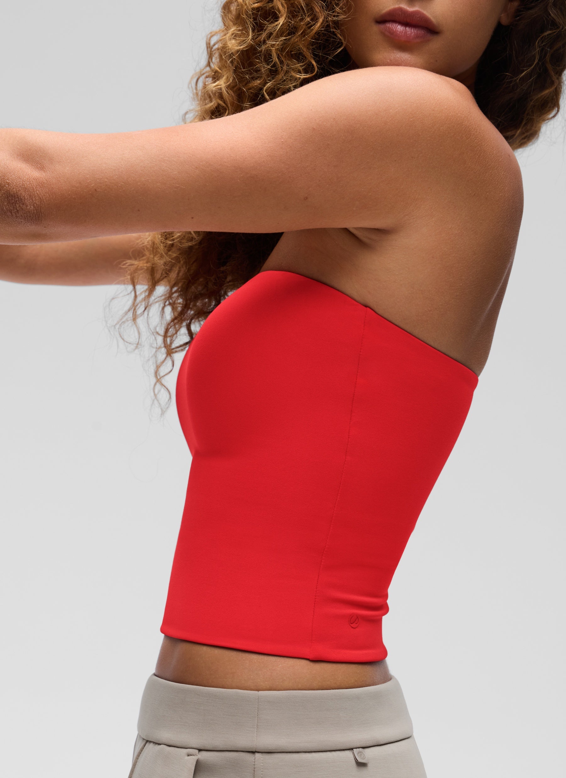 CRZ YOGA Butterluxe Camiseta de Corte Ajustado Sin Tirantes para Mujer Rojo Profundo