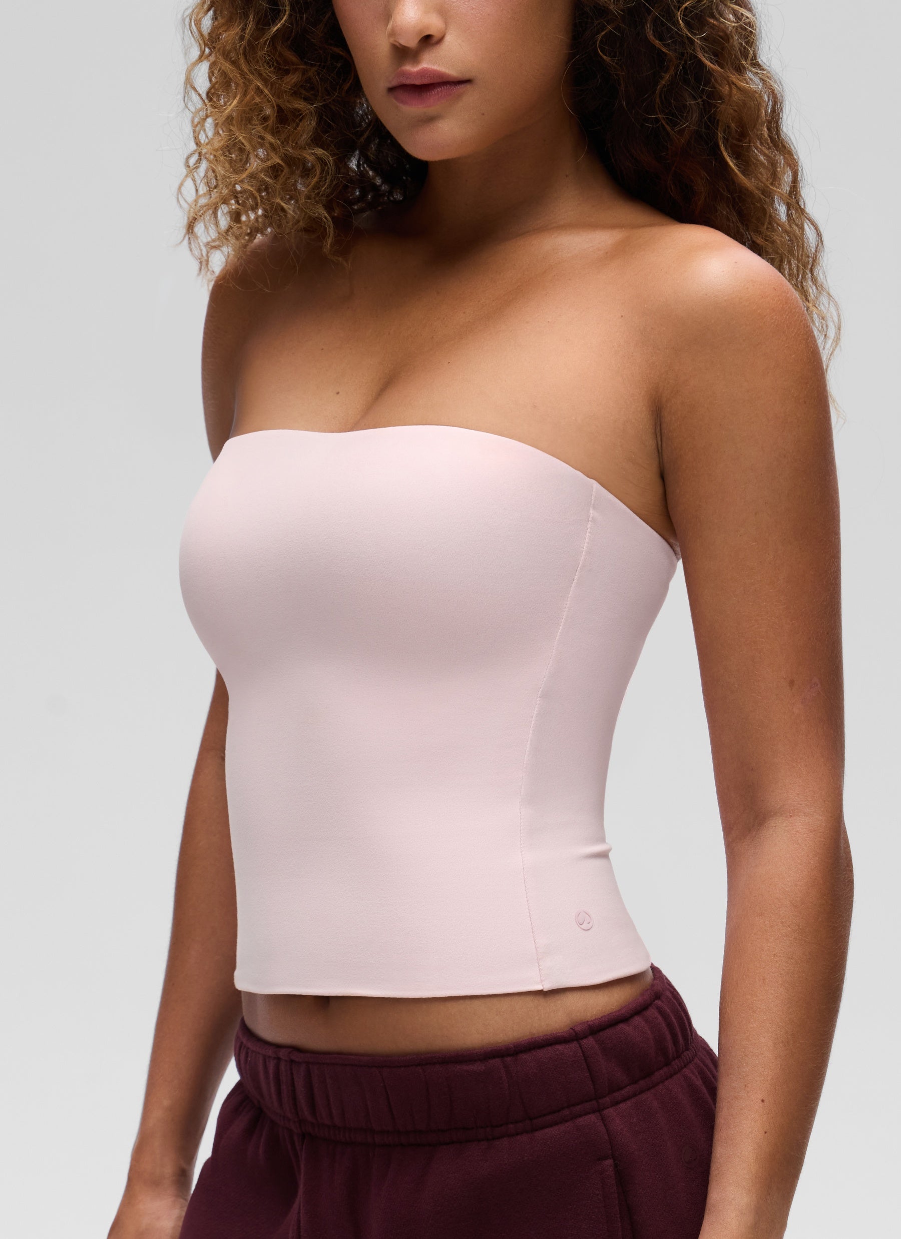 CRZ YOGA Butterluxe Camiseta de Corte Ajustado Sin Tirantes para Mujer Rosa Fresa