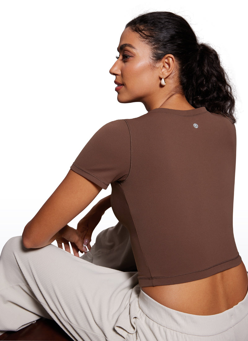 CRZ YOGA Camiseta Cropped de Manga Corta con Escote Redondeado Mujer Café Morena