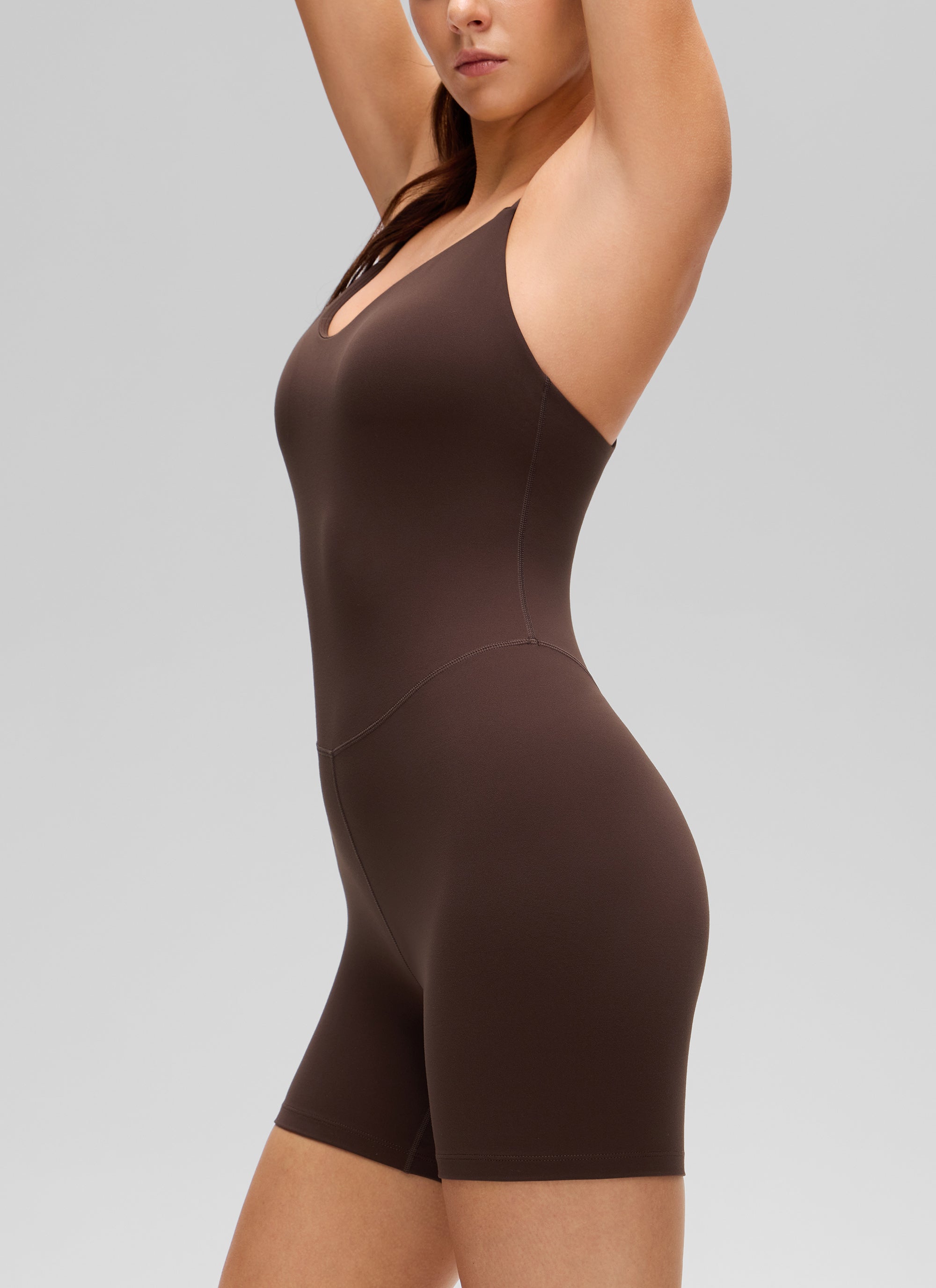 CRZ YOGA Mujer Butterluxe Mono Espalda Cruzada de Cuello en U Marrón Fudge Caliente