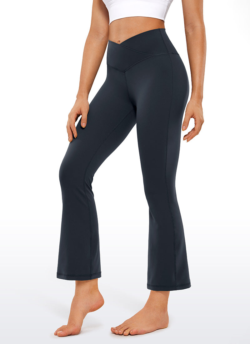 CRZ YOGA Butterluxe Leggings Acampanados con Escote en V para Mujer True Navy