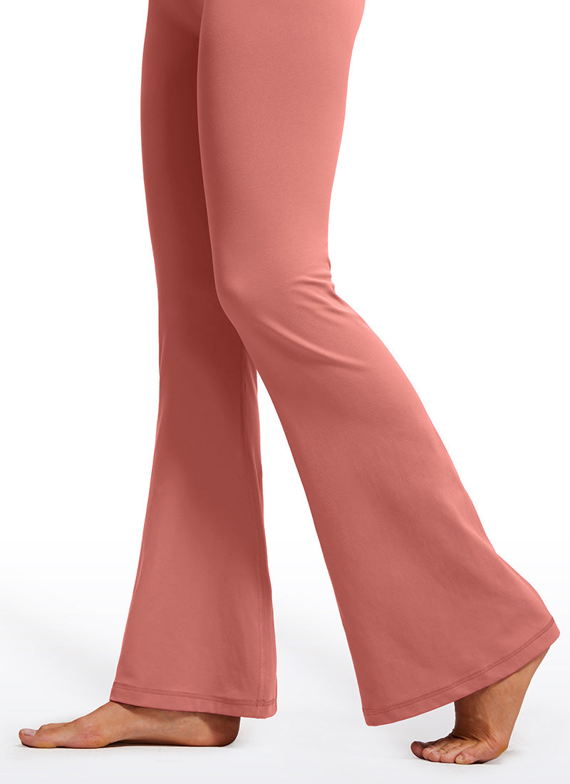 CRZ YOGA Butterluxe Leggings Acampanados con Escote en V para Mujer Gavanza