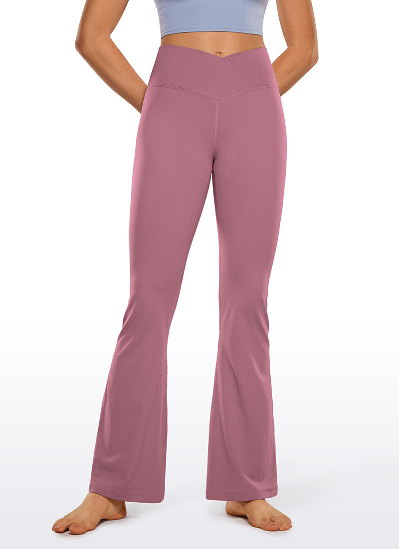 CRZ YOGA Butterluxe Leggings Acampanados con Escote en V para Mujer Polvo de Terciopelo
