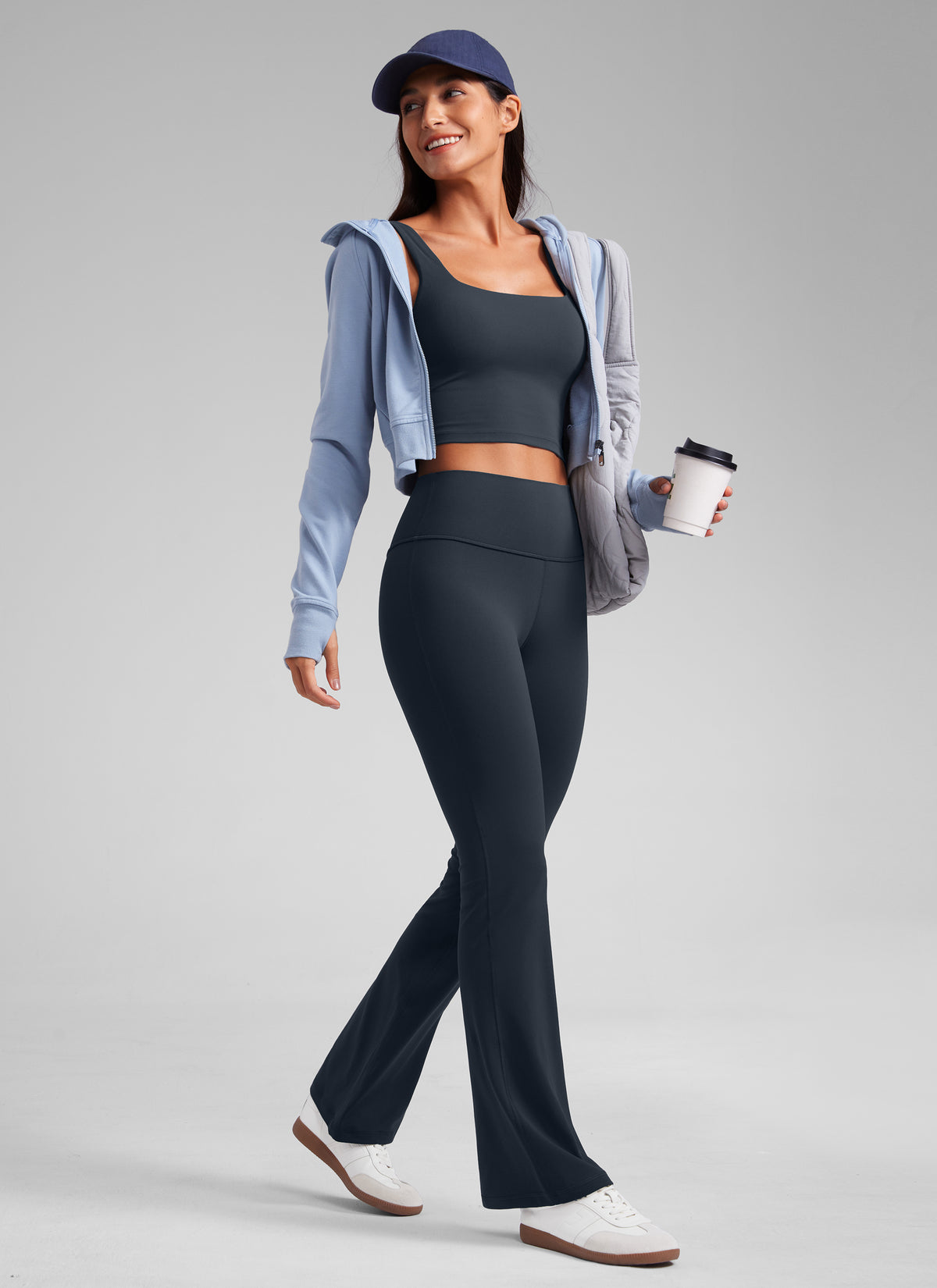 CRZ YOGA Leggings de Cintura Alta y Pierna Acampanada para Mujer True Navy @model_info:Luciana