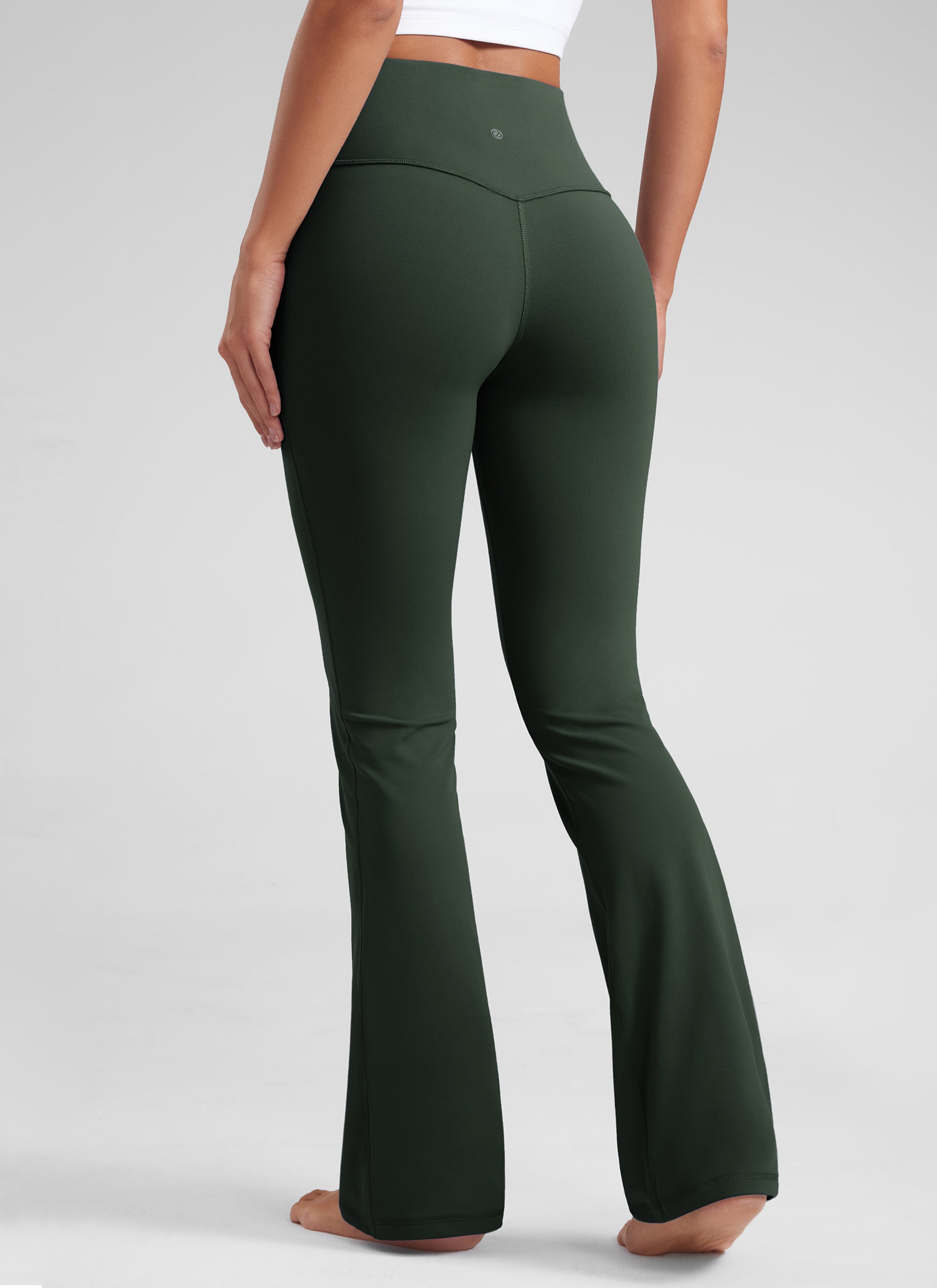 CRZ YOGA Leggings con Bolsillos Acampanados de 29 Pulgadas para Mujer Leyenda Verde