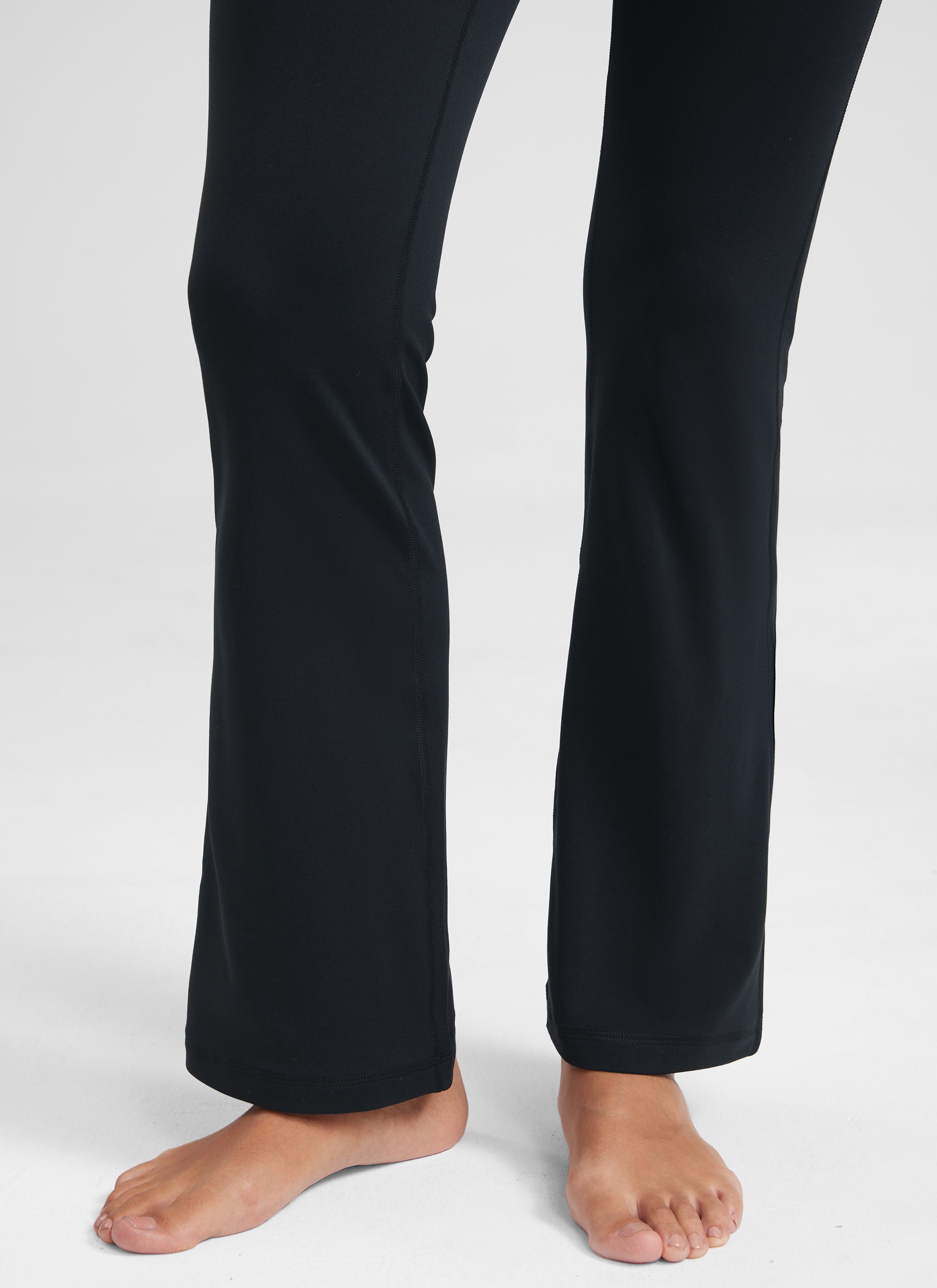 CRZ YOGA Leggings con Bolsillos Acampanados de 29 Pulgadas para Mujer Negro