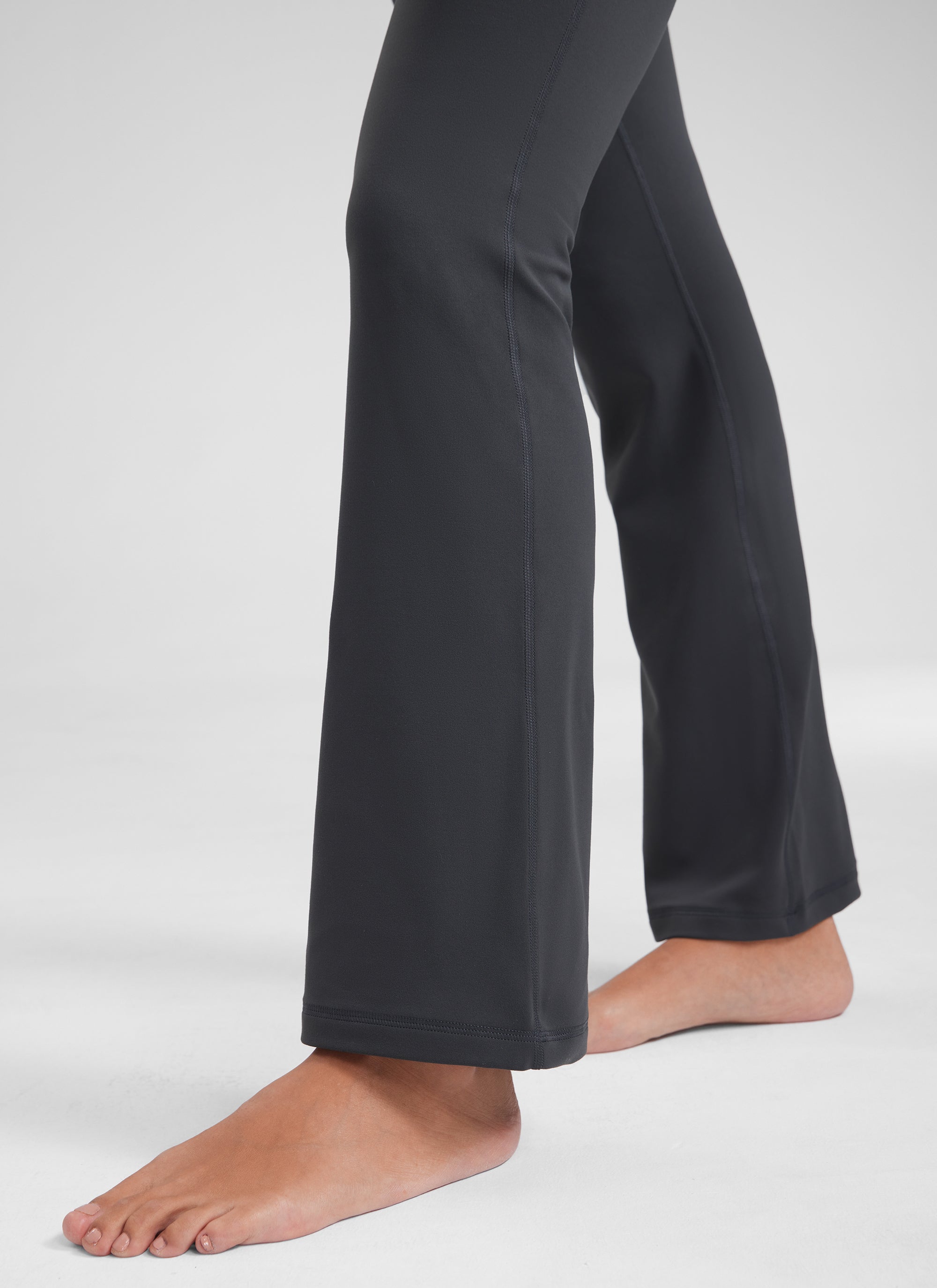 CRZ YOGA Leggings con Bolsillos Acampanados de 29 Pulgadas para Mujer Gris misterioso