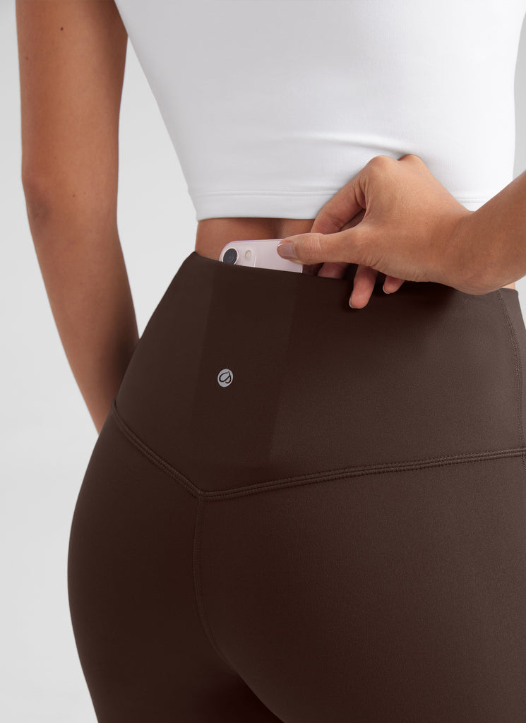 CRZ YOGA Butterluxe Leggings con Bolsillos Acampanados de 29 Pulgadas para Mujer Marrón Fudge Caliente