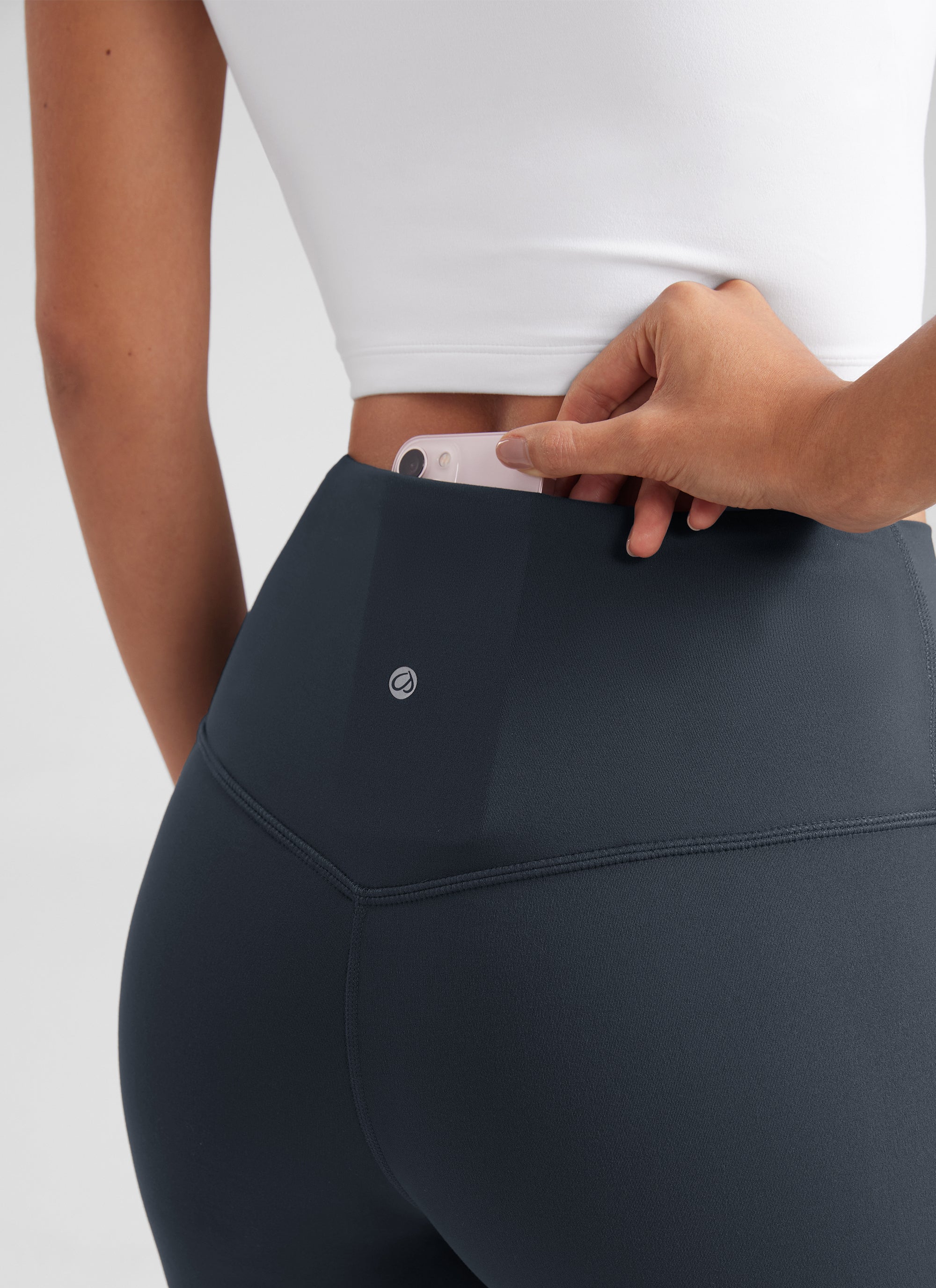 CRZ YOGA Leggings con Bolsillos Acampanados de 29 Pulgadas para Mujer True Navy