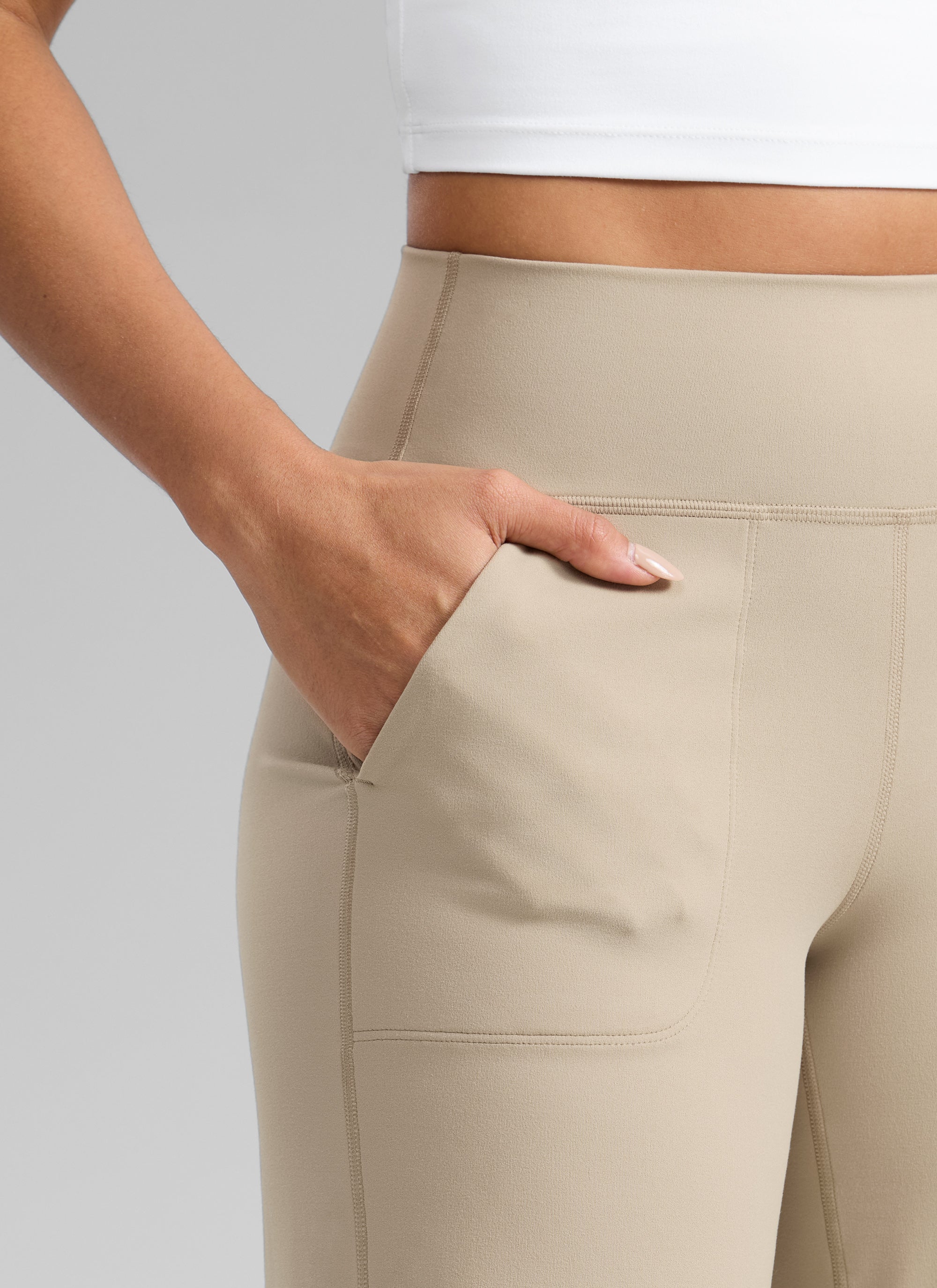 CRZ YOGA Pantalones Butterlift Cintura Alta Pierna Ancha 31 pulg. Roble