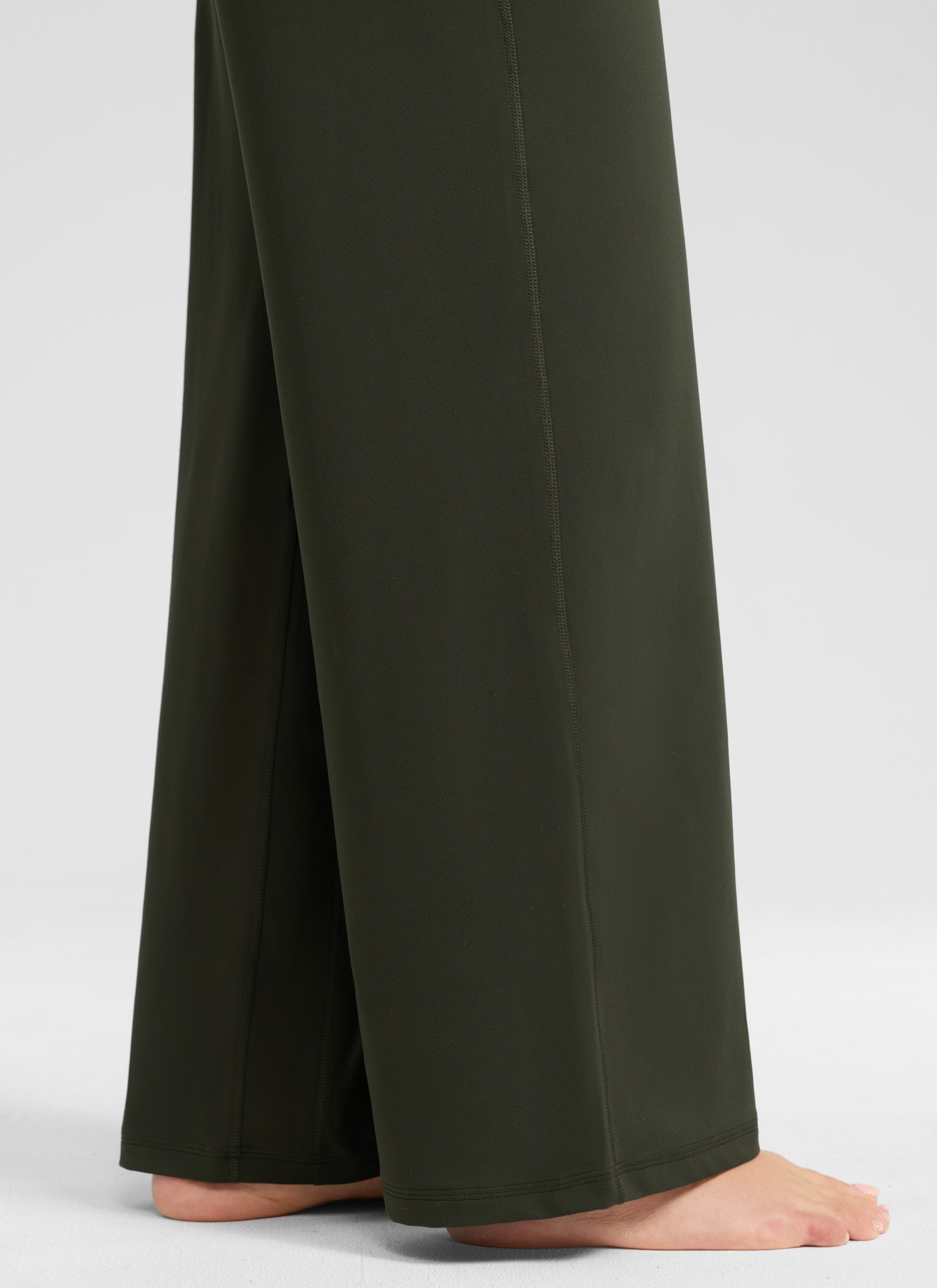 CRZ YOGA Pantalones Butterlift Cintura Alta Pierna Ancha 31 pulg. Verde Oliva