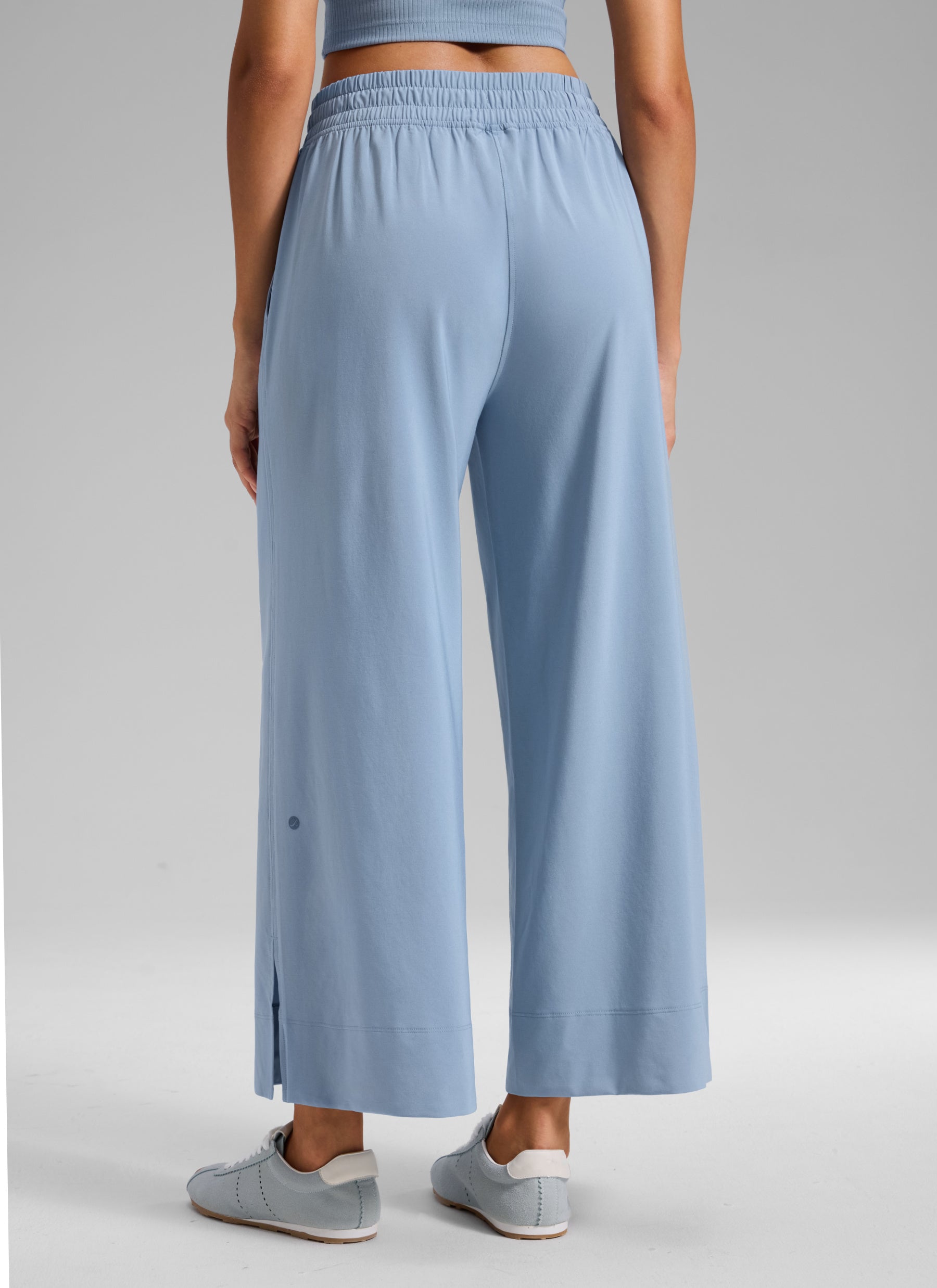 CRZ YOGA Feathery Fit Suave Pantalones de Pierna Ancha para Mujer El azul de la brisa @model_info:A