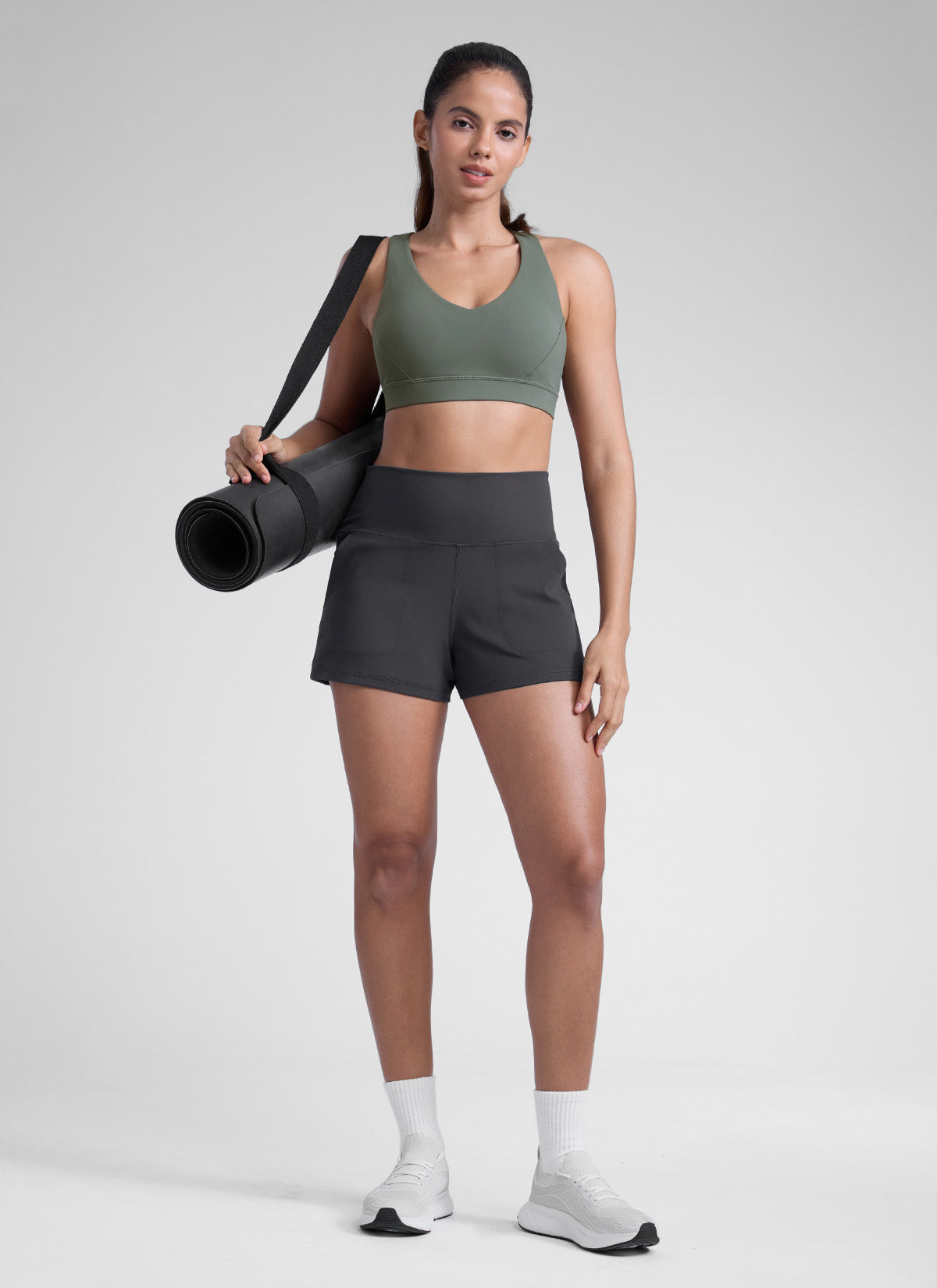 CRZ YOGA Pantalones Cortos Butterlift con Bolsillos para Mujer Gris misterioso