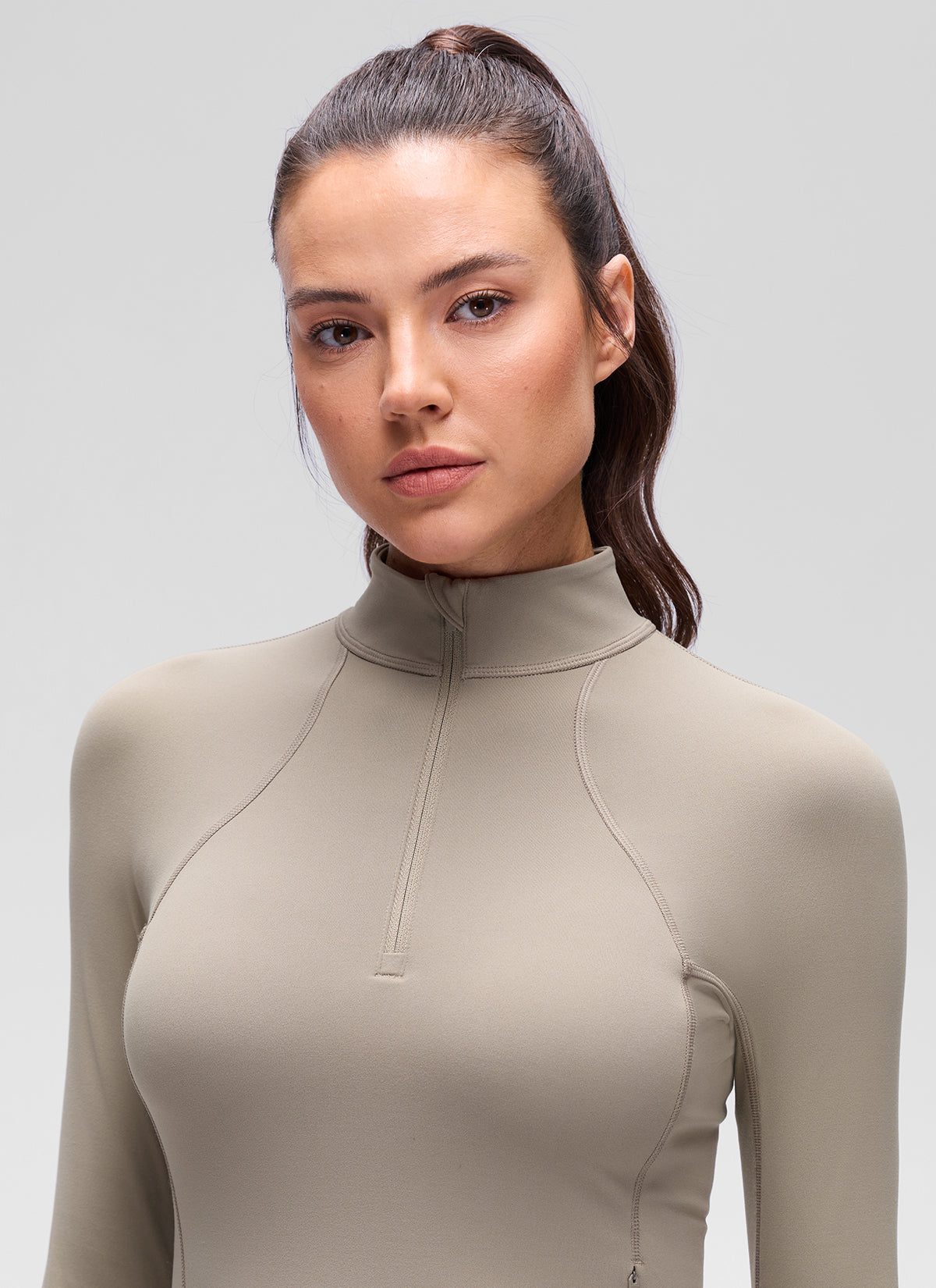 CRZ YOGA Mujer Camiseta Butterluxe con Cremallera Media Gris Ceniza Cálido