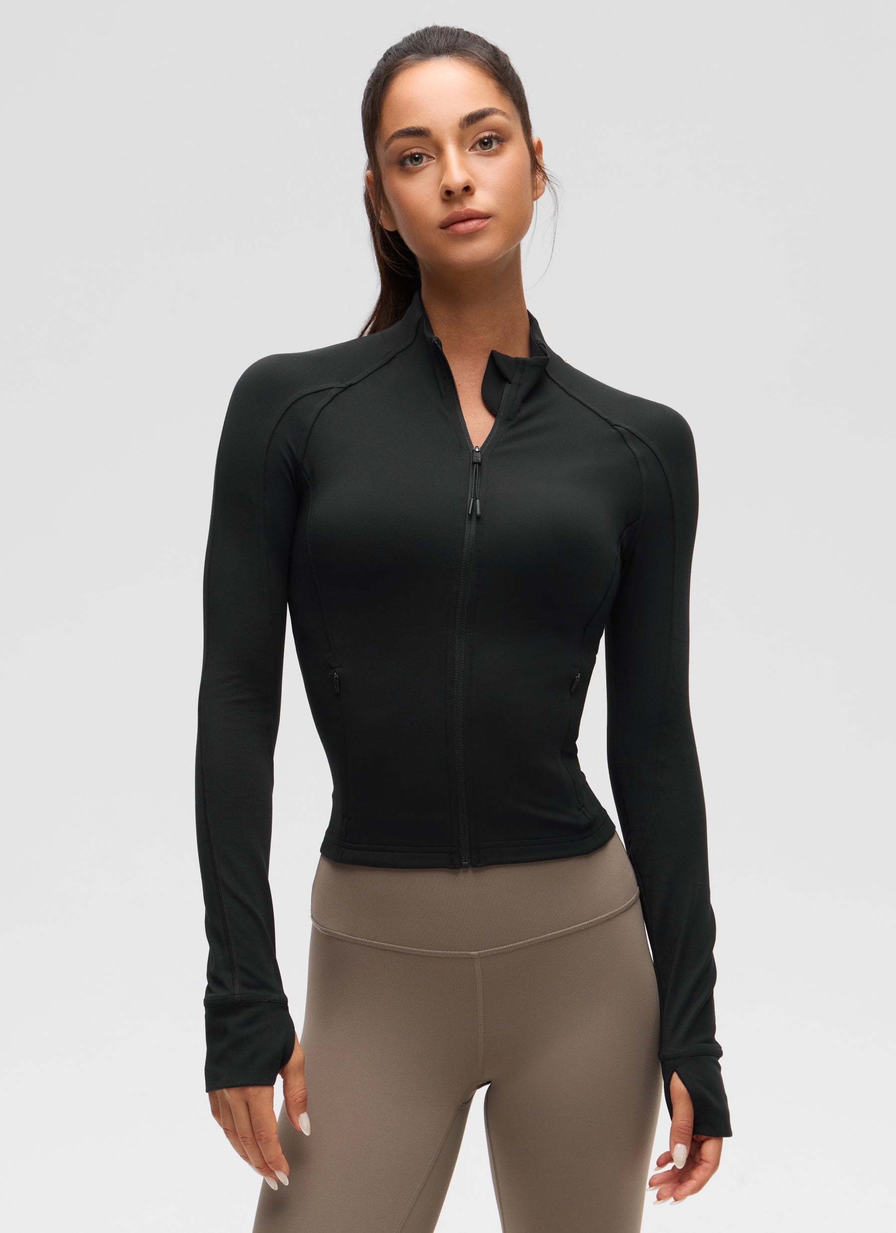 CRZ YOGA Butterluxe Chaqueta Corta con Bolsillos y Cremallera Completa Negro
