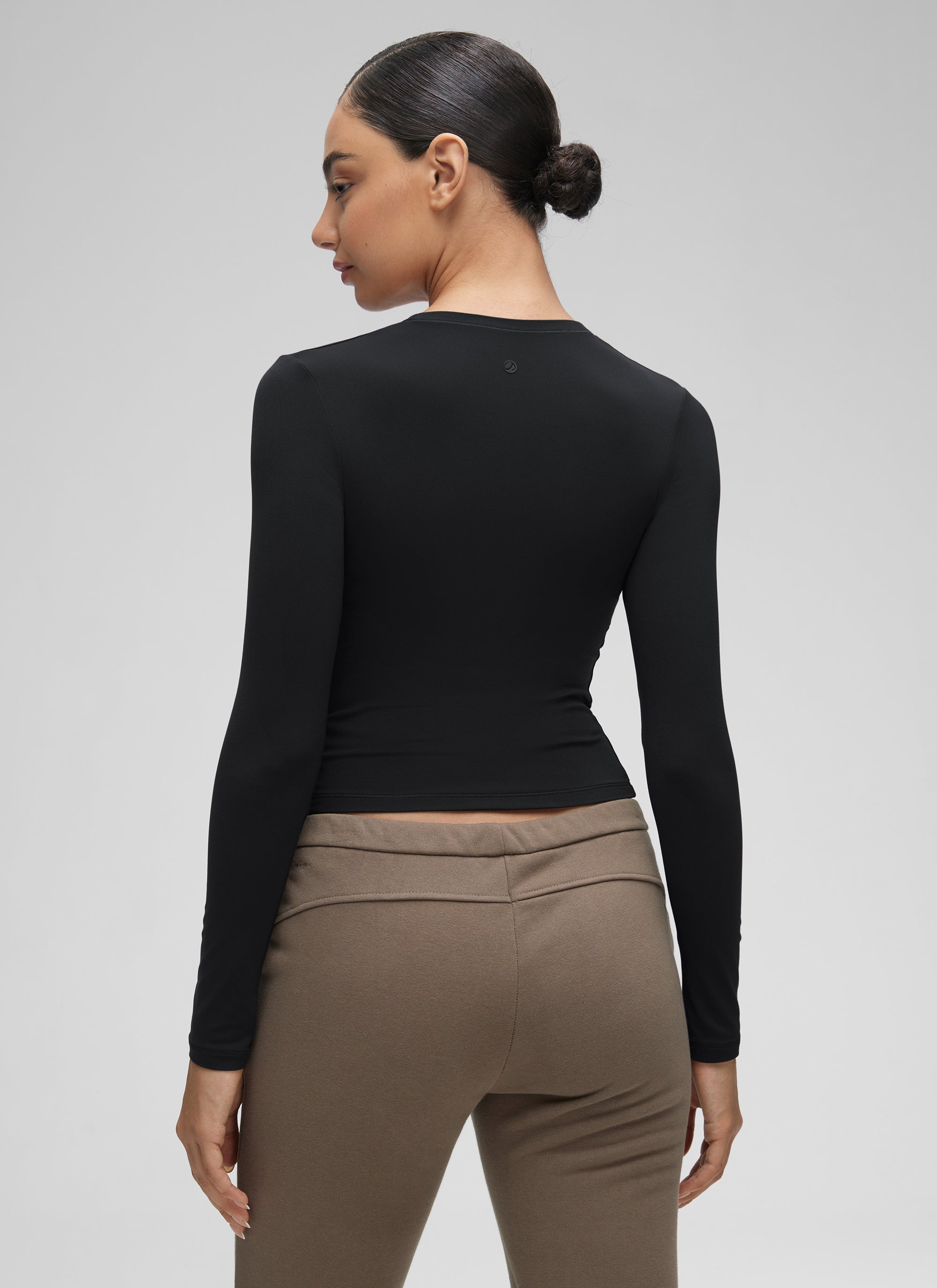 CRZ YOGA Camiseta Mujer Cuello Redondo Ajustada Manga Larga Casual Negro